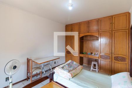 Casa à venda com 660m², 4 quartos e 4 vagas Casa à venda com 660m², 4 quartos e 4 vagasSuíte 3