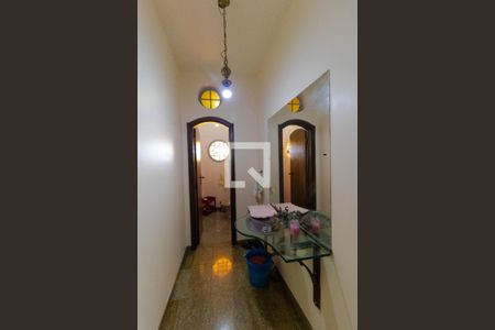 Casa à venda com 660m², 4 quartos e 4 vagas Casa à venda com 660m², 4 quartos e 4 vagasLavabo