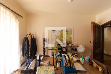 Casa à venda com 660m², 4 quartos e 4 vagas Casa à venda com 660m², 4 quartos e 4 vagasSala 2