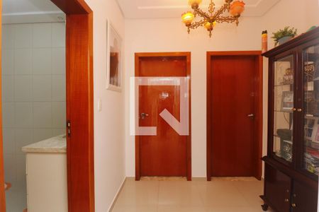 Casa para alugar com 220m², 3 quartos e 4 vagasHall