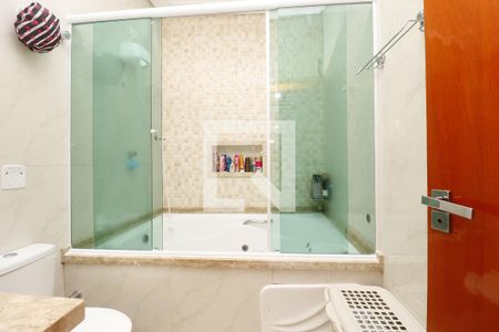 Casa para alugar com 220m², 3 quartos e 4 vagasBanheiro da Suíte