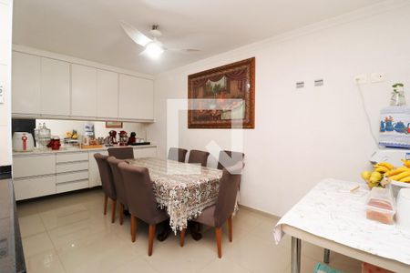 Casa para alugar com 220m², 3 quartos e 4 vagasCopa