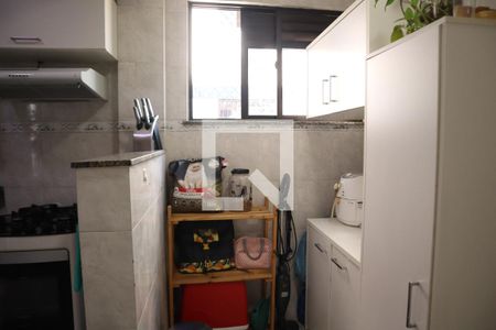 Apartamento à venda com 95m², 3 quartos e 1 vagaÁrea de Serviço