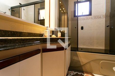 Apartamento à venda com 250m², 3 quartos e 2 vagasBanheiro da Suíte