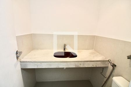Lavabo de apartamento para alugar com 3 quartos, 200m² em Recreio dos Bandeirantes, Rio de Janeiro