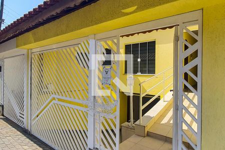 Casa à venda com 173m², 3 quartos e 4 vagas Casa à venda com 173m², 3 quartos e 4 vagasFachada