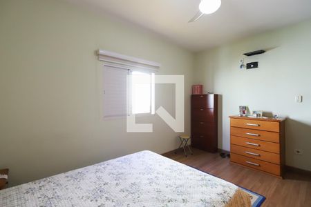 Casa à venda com 173m², 3 quartos e 4 vagas Casa à venda com 173m², 3 quartos e 4 vagasSuíte 1