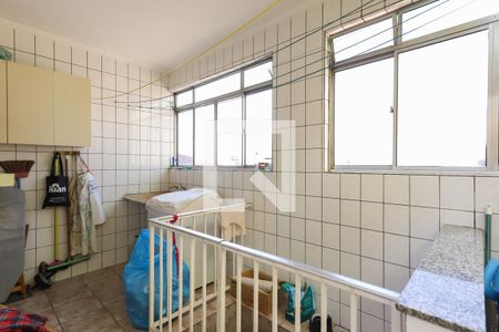 Casa à venda com 173m², 3 quartos e 4 vagas Casa à venda com 173m², 3 quartos e 4 vagasLavanderia