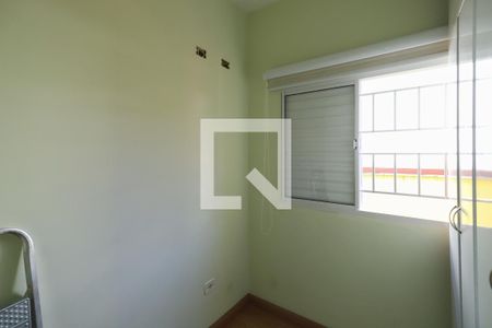 Casa à venda com 173m², 3 quartos e 4 vagas Casa à venda com 173m², 3 quartos e 4 vagasQuarto 2