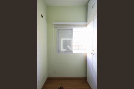 Casa à venda com 173m², 3 quartos e 4 vagas Casa à venda com 173m², 3 quartos e 4 vagasQuarto 2