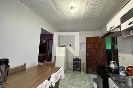 Casa à venda com 88m², 3 quartos e 2 vagasCozinha