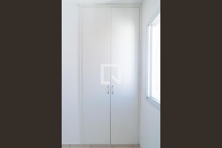 Apartamento à venda com 63m², 2 quartos e 1 vaga Apartamento à venda com 63m², 2 quartos e 1 vagaQuarto - Armários