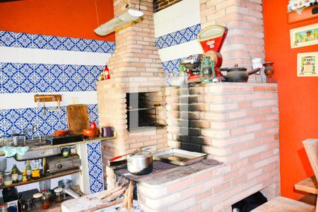 Casa à venda com 165m², 2 quartos e 2 vagas Casa à venda com 165m², 2 quartos e 2 vagasÁrea externa