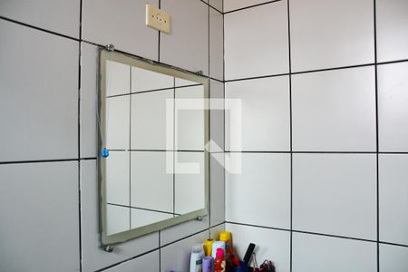 Casa à venda com 165m², 2 quartos e 2 vagas Casa à venda com 165m², 2 quartos e 2 vagasBanheiro social 1