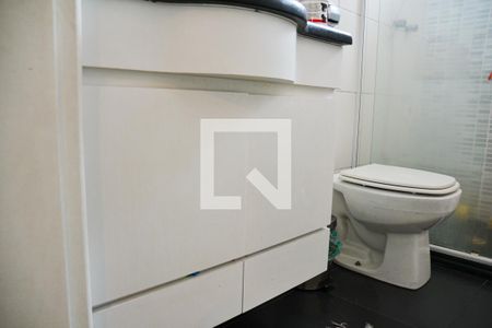 Casa à venda com 165m², 2 quartos e 2 vagas Casa à venda com 165m², 2 quartos e 2 vagasBanheiro da Suíte