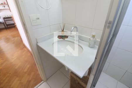 Apartamento para alugar com 50m², 2 quartos e 1 vagaBanheiro 