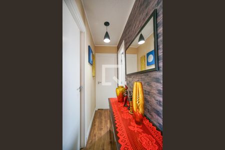 Corredor dos quartos de apartamento para alugar com 2 quartos, 45m² em Jardim América da Penha, São Paulo