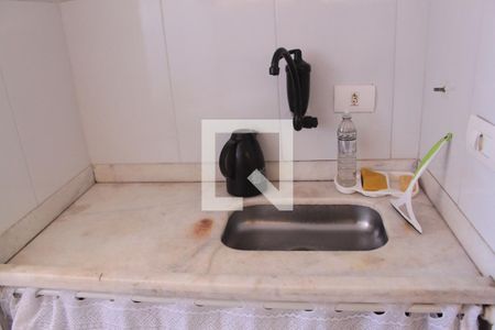 Apartamento à venda com 43m², 1 quarto e 1 vagaCozinha - Torneira