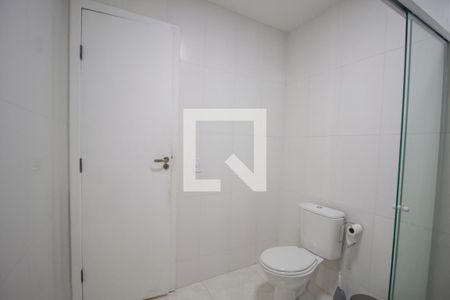 Casa de condomínio à venda com 220m², 4 quartos e 2 vagasBanheiro dos Quartos