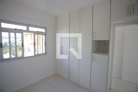 Quarto de apartamento para alugar com 2 quartos, 75m² em Jardim América, Belo Horizonte