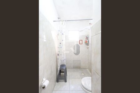 Casa à venda com 238m², 5 quartos e 5 vagasBanheiro 2