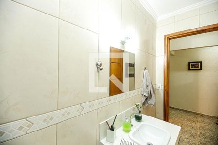 Banheiro de casa à venda com 5 quartos, 200m² em Jardim Vila Formosa, São Paulo