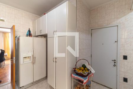 Apartamento à venda com 255m², 4 quartos e 2 vagas Apartamento à venda com 255m², 4 quartos e 2 vagasCozinha