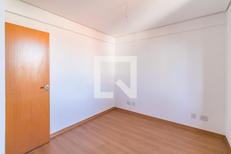 Apartamento à venda com 100m², 3 quartos e 2 vagas Apartamento à venda com 100m², 3 quartos e 2 vagasQuarto 2