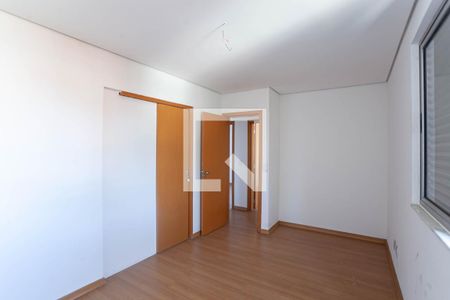 Apartamento à venda com 92m², 3 quartos e 2 vagas Apartamento à venda com 92m², 3 quartos e 2 vagasSuíte