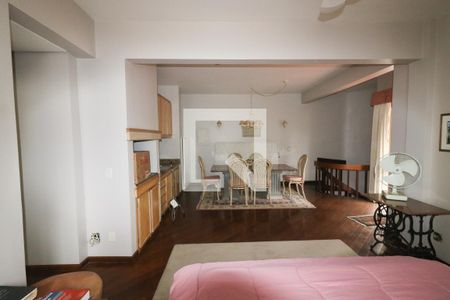 Apartamento à venda com 216m², 2 quartos e 2 vagas Apartamento à venda com 216m², 2 quartos e 2 vagasVaranda