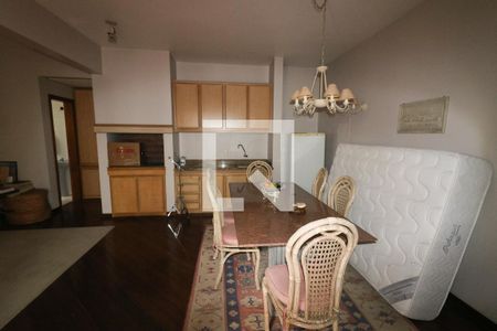 Apartamento à venda com 216m², 2 quartos e 2 vagas Apartamento à venda com 216m², 2 quartos e 2 vagasVaranda