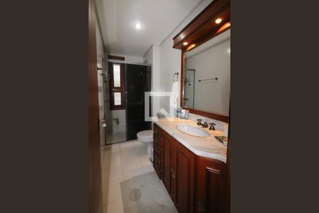 Apartamento à venda com 216m², 2 quartos e 2 vagas Apartamento à venda com 216m², 2 quartos e 2 vagasBanheiro 1