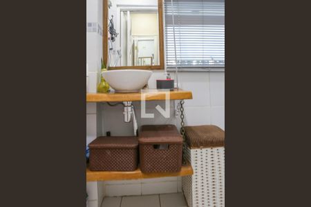 Casa à venda com 160m², 3 quartos e 2 vagas Casa à venda com 160m², 3 quartos e 2 vagasBanheiro da Suíte 1