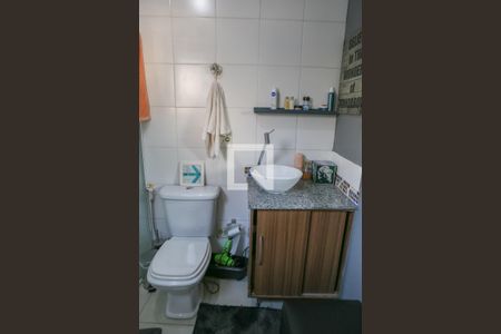 Casa à venda com 160m², 3 quartos e 2 vagas Casa à venda com 160m², 3 quartos e 2 vagasBanheiro da Suíte 2