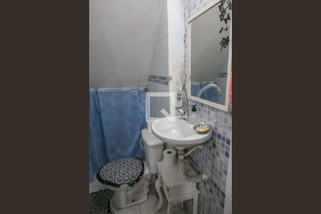 Casa à venda com 160m², 3 quartos e 2 vagas Casa à venda com 160m², 3 quartos e 2 vagasLavabo da Garagem