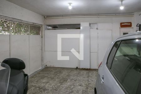 Casa à venda com 160m², 3 quartos e 2 vagas Casa à venda com 160m², 3 quartos e 2 vagasGaragem