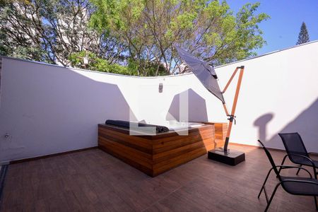 Casa à venda com 550m², 4 quartos e 2 vagas Casa à venda com 550m², 4 quartos e 2 vagasÁrea de Lazer