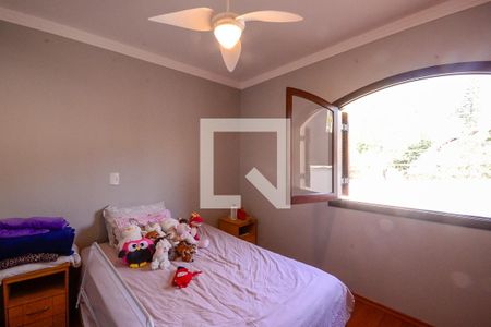 Casa à venda com 550m², 4 quartos e 2 vagas Casa à venda com 550m², 4 quartos e 2 vagasQuarto 2