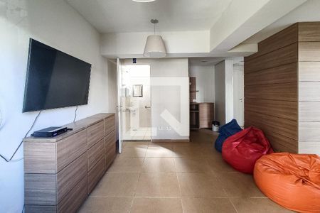Apartamento à venda com 50m², 2 quartos e 1 vaga Apartamento à venda com 50m², 2 quartos e 1 vagaSala de Vídeo