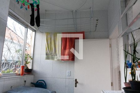 Apartamento à venda com 113m², 3 quartos e 2 vagas Apartamento à venda com 113m², 3 quartos e 2 vagasÁrea de Serviço