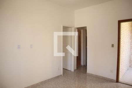 Sala de casa de condomínio para alugar com 1 quarto, 40m² em Vista Alegre, Rio de Janeiro