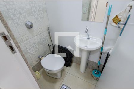 Apartamento à venda com 103m², 3 quartos e 1 vaga Apartamento à venda com 103m², 3 quartos e 1 vagaBanheiro de serviço
