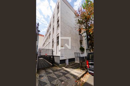 Apartamento à venda com 103m², 3 quartos e 1 vaga Apartamento à venda com 103m², 3 quartos e 1 vagaFachada