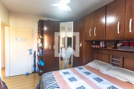 Casa à venda com 239m², 3 quartos e 3 vagas Casa à venda com 239m², 3 quartos e 3 vagasQuarto 3
