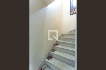 Casa à venda com 239m², 3 quartos e 3 vagas Casa à venda com 239m², 3 quartos e 3 vagasHall dos quartos