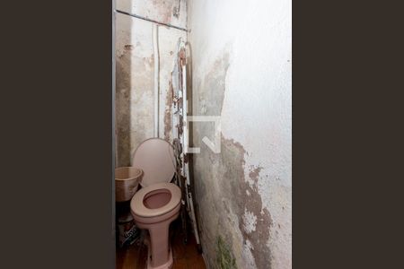 Casa à venda com 175m², 3 quartos e 3 vagasBanheiro