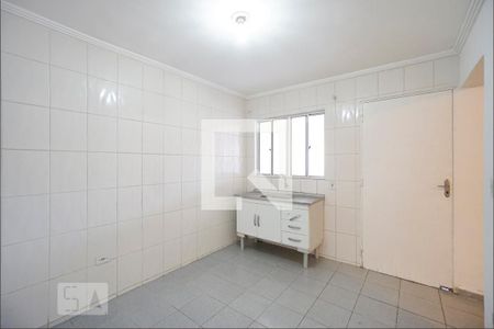 Casa para alugar com 1 quarto, 70m² em Jardim Iva, São Paulo