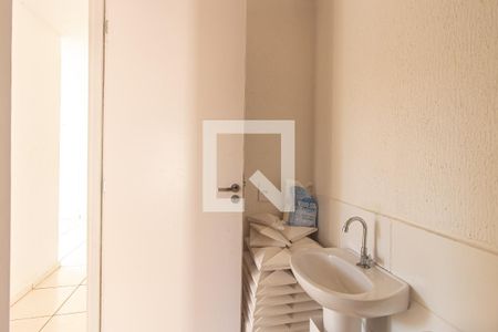 Apartamento para alugar com 41m², 2 quartos e sem vaga Apartamento para alugar com 41m², 2 quartos e sem vagaDetalhe do Banheiro