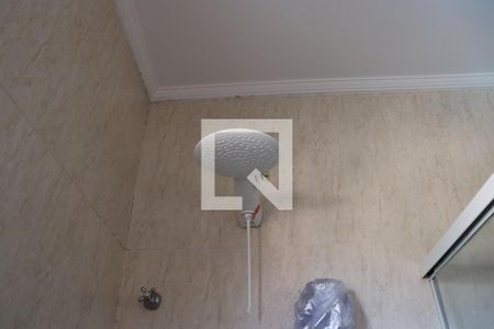 Casa à venda com 299m², 3 quartos e 4 vagasBanheiro do quarto 3