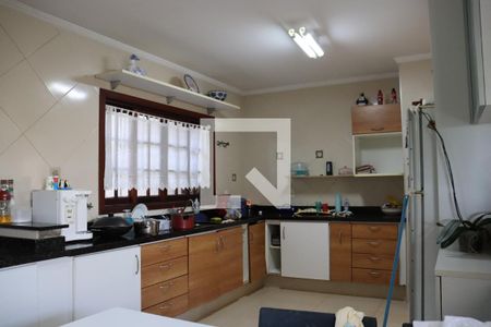 Casa à venda com 299m², 3 quartos e 4 vagasCozinha 